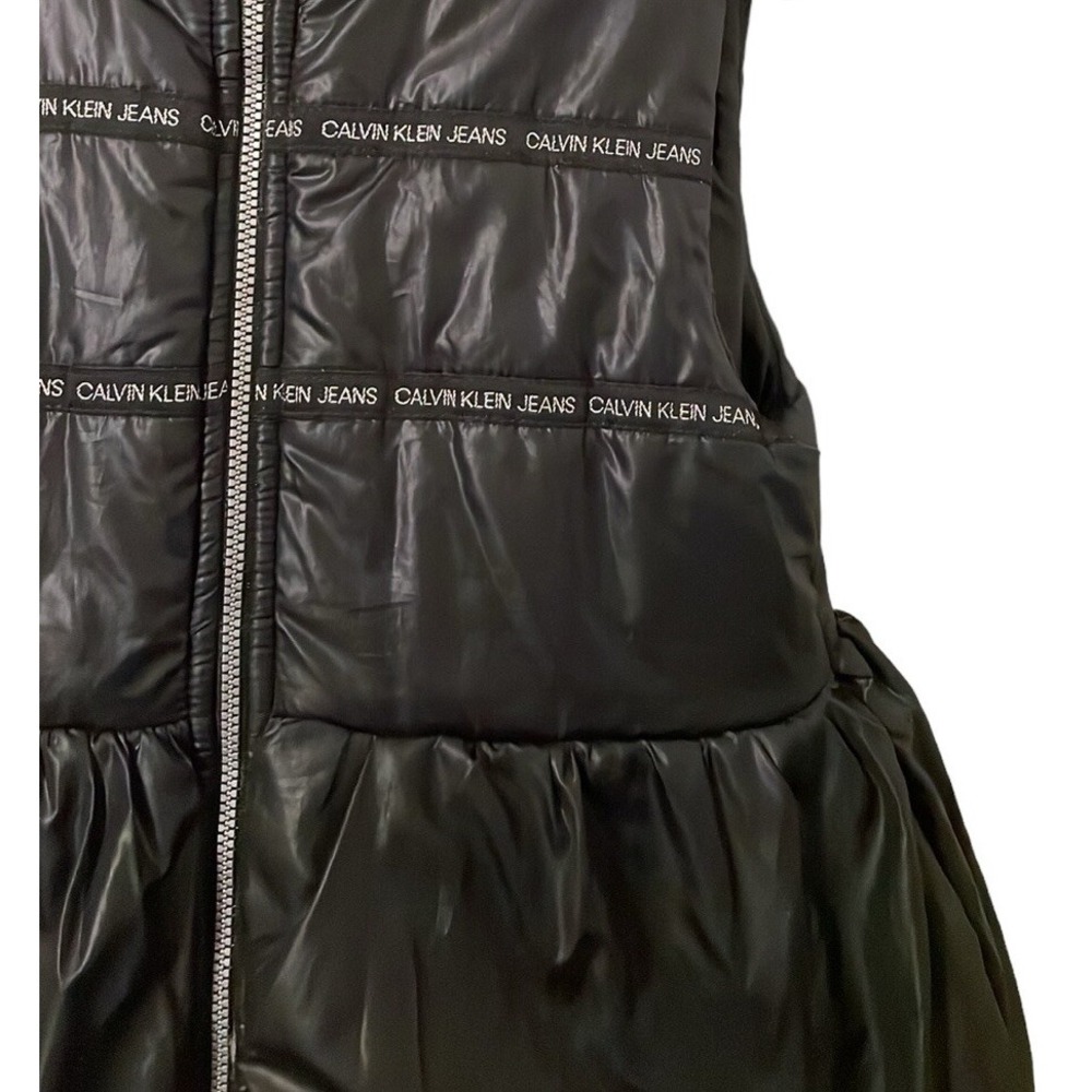 Calvin Klein Jeans Girl's Black Logo Zip-Up Waterproof Vest‎ Size 6 - Picture 3 of 7